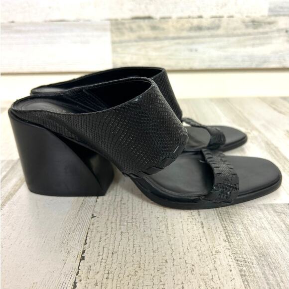 Vince Camuto Women’s 9.5 Kafinny Black Leather Flare block Heel Slip-On Sandals - Picture 5 of 8